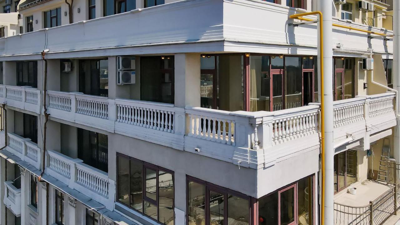 Gefest Apartments Odessa Buitenkant foto