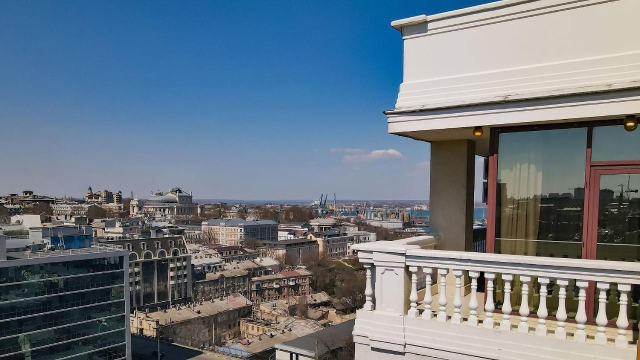 Gefest Apartments Odessa Buitenkant foto
